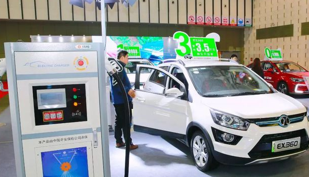 新能源汽车国庆期间持续热销 汽车充电设施日益完善